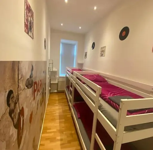 Cozy Appartm With + Airport/city Center Connection Daire Viyana